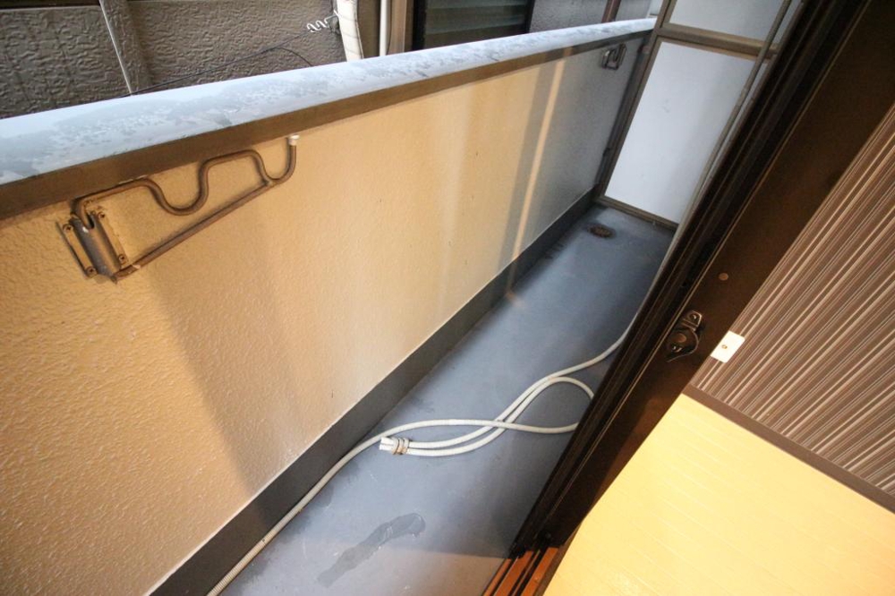 23/30 バルコニー