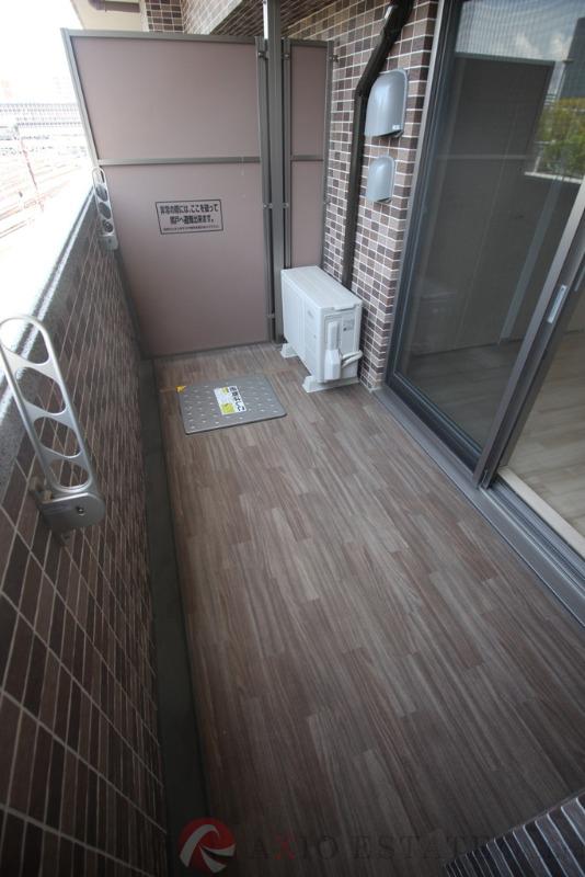 21/30 バルコニー