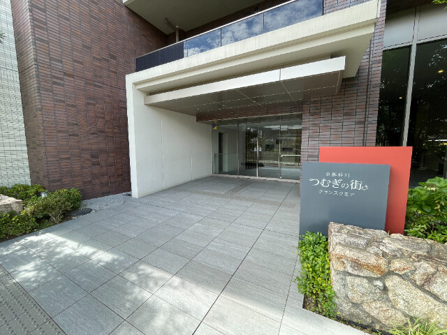 16/18 エントランス