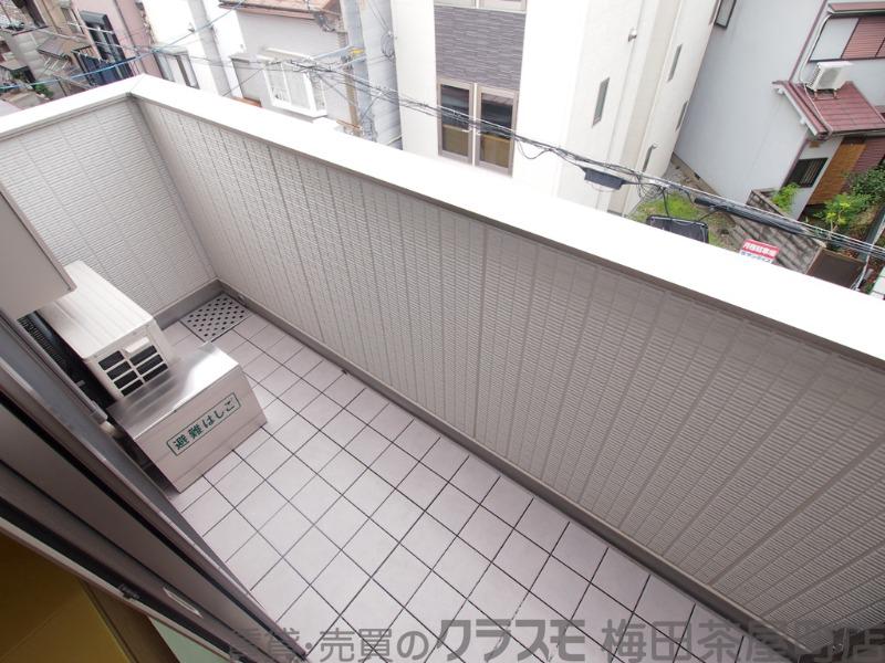 26/30 バルコニー