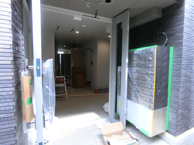 21/28 エントランス