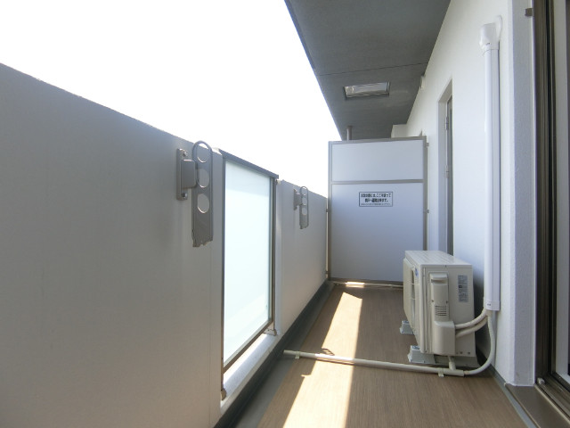 19/30 バルコニー