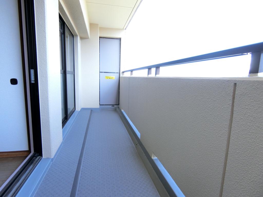 20/30 バルコニー