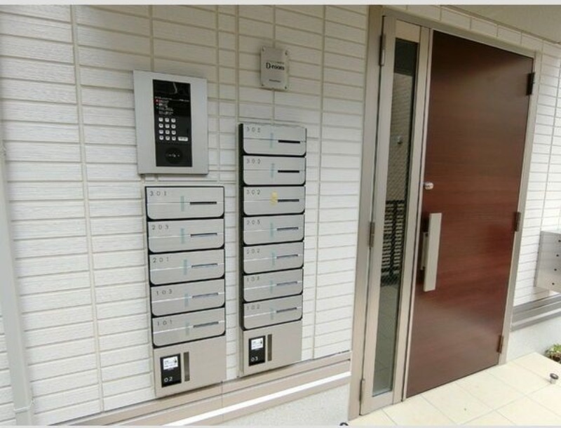 15/22 エントランス