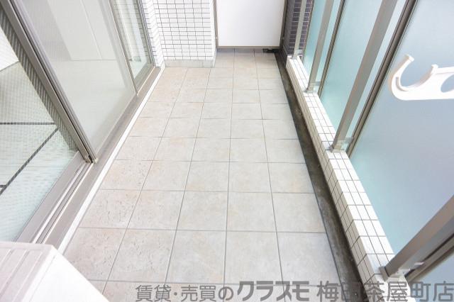 26/30 バルコニー