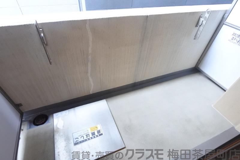 23/30 バルコニー