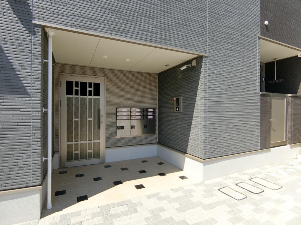 3/7 エントランス