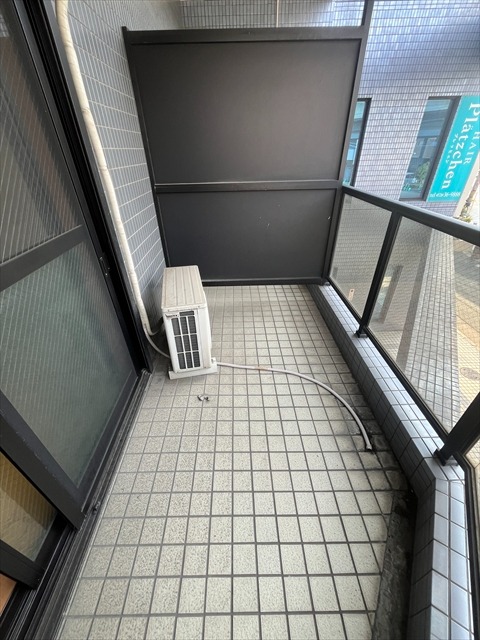 20/30 バルコニー