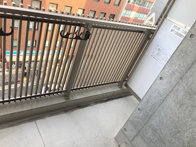 13/23 バルコニー