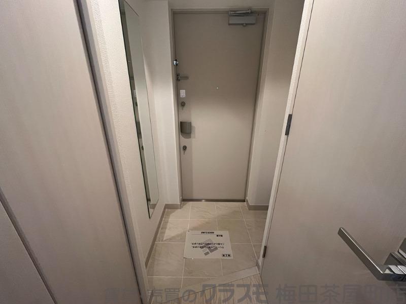 14/30 玄関