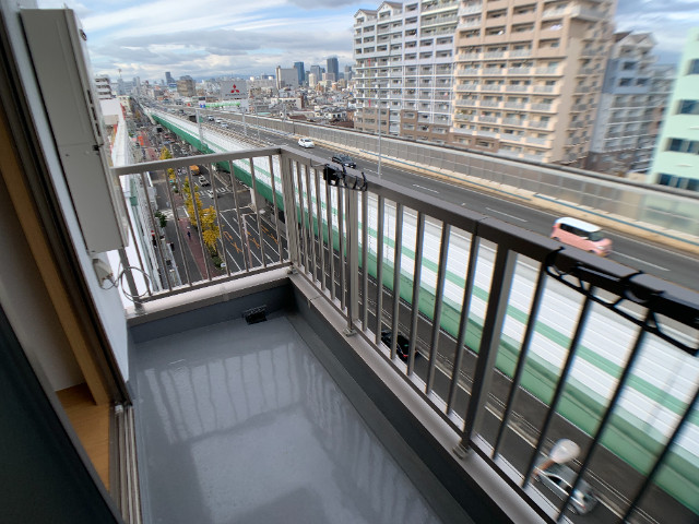 23/30 バルコニー