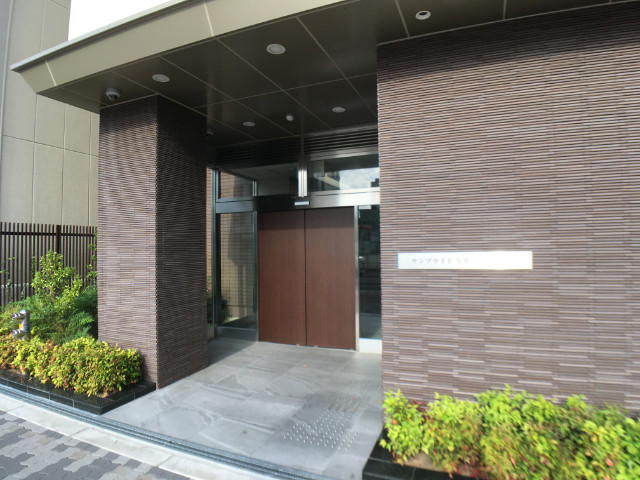 29/30 エントランス