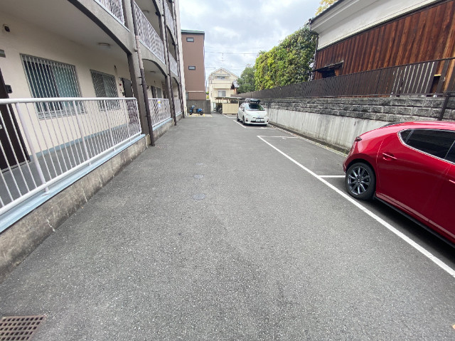 3/7 駐車場