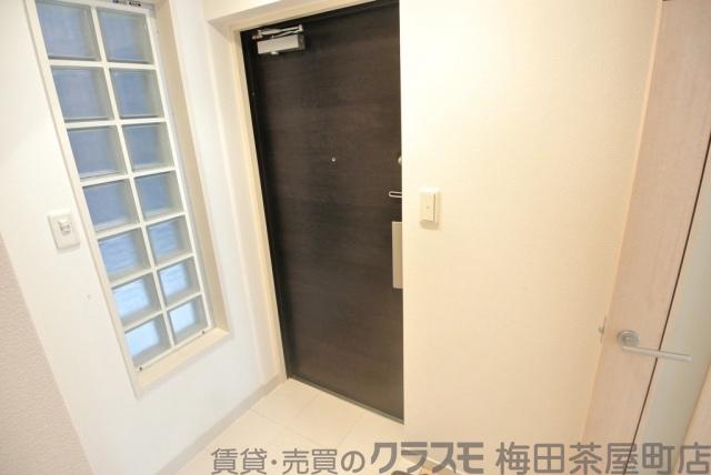 13/30 玄関