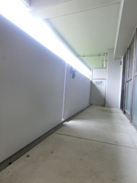 19/30 バルコニー