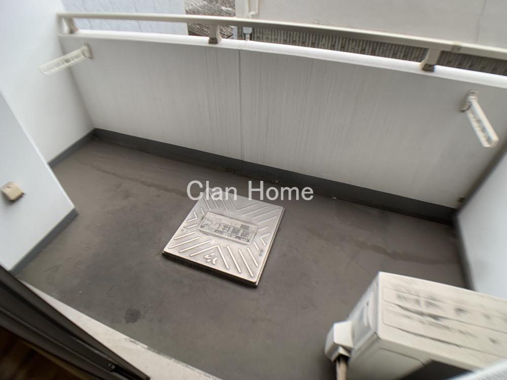 25/30 バルコニー