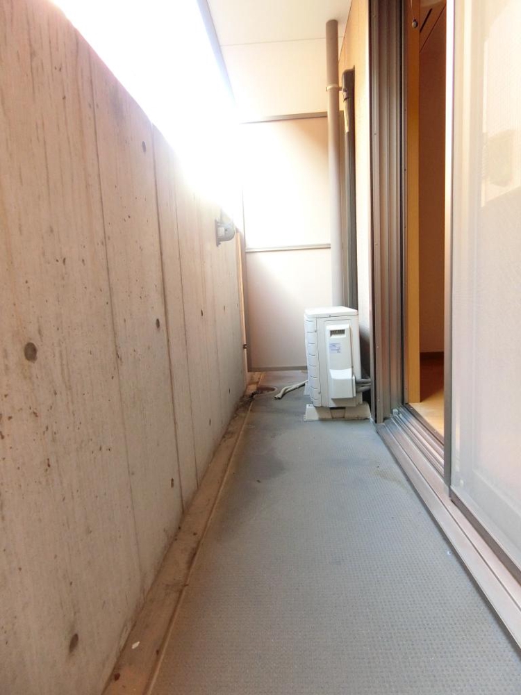 18/30 バルコニー