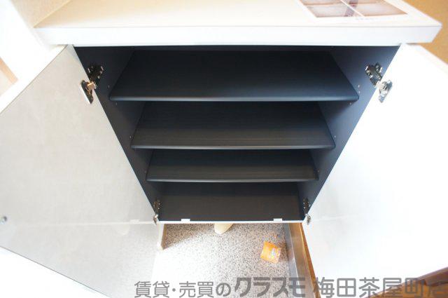 14/30 玄関