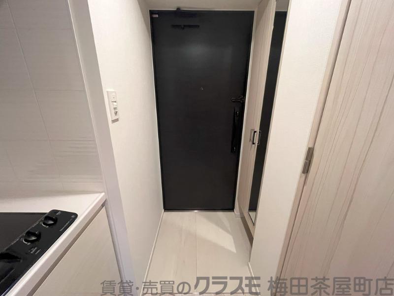 14/30 玄関