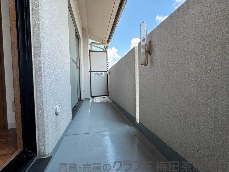 21/30 バルコニー