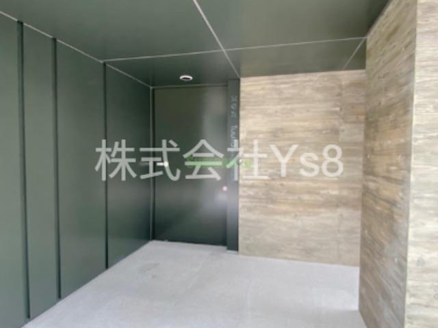 14/20 エントランス