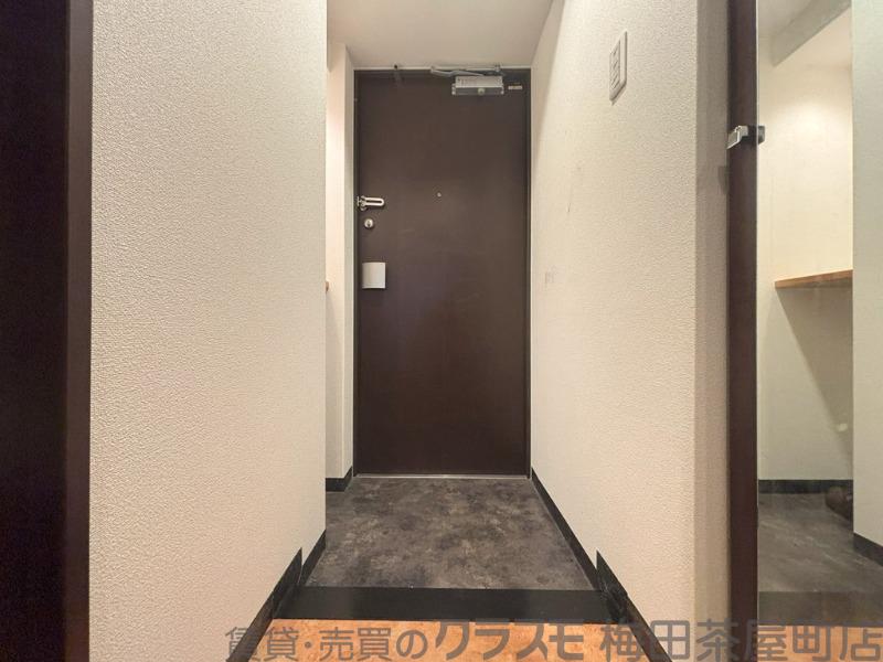 14/30 玄関
