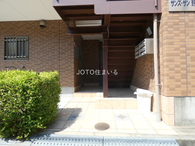 29/30 エントランス