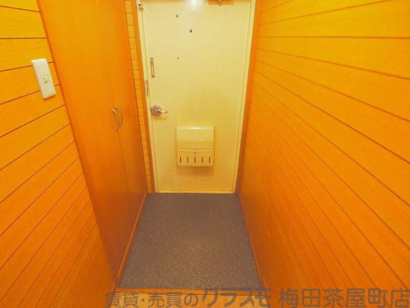 17/30 玄関