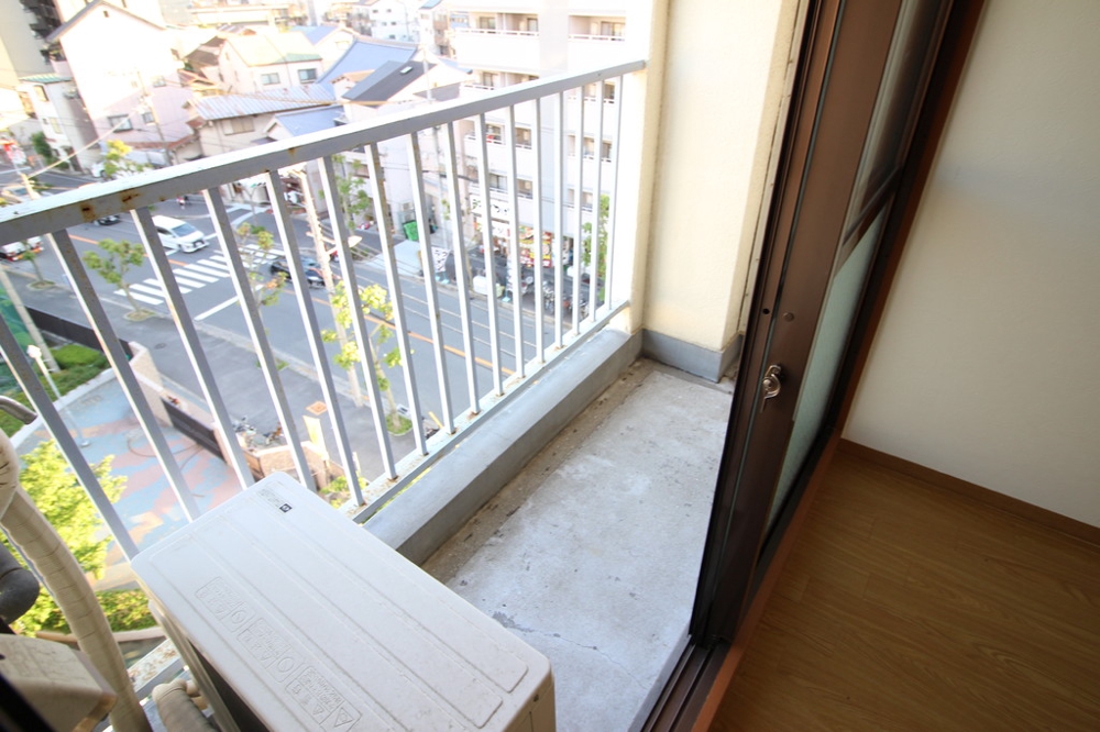 19/30 バルコニー
