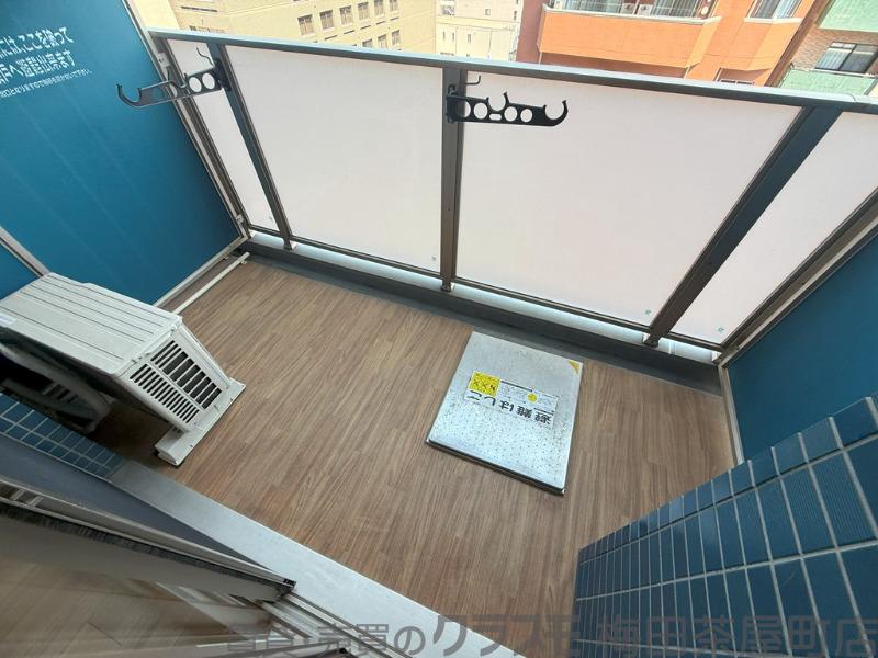 23/30 バルコニー