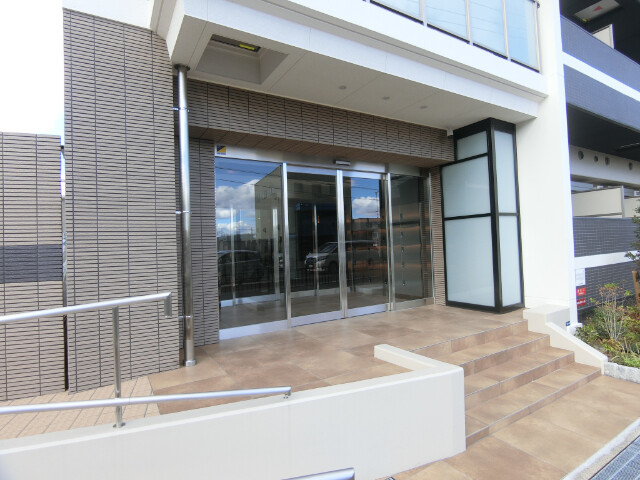 3/6 エントランス