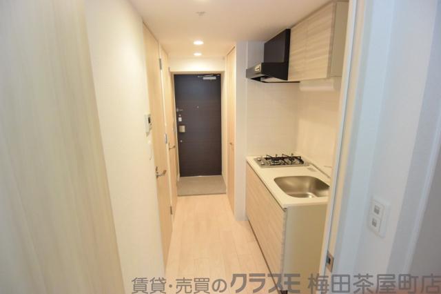 16/30 玄関