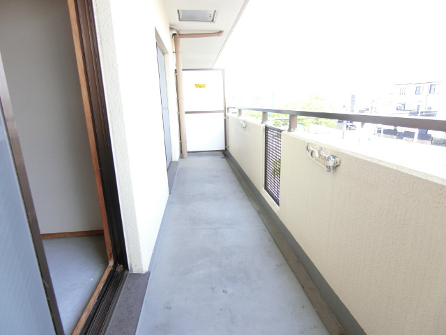 20/30 バルコニー