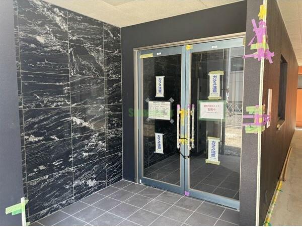 2/8 エントランス