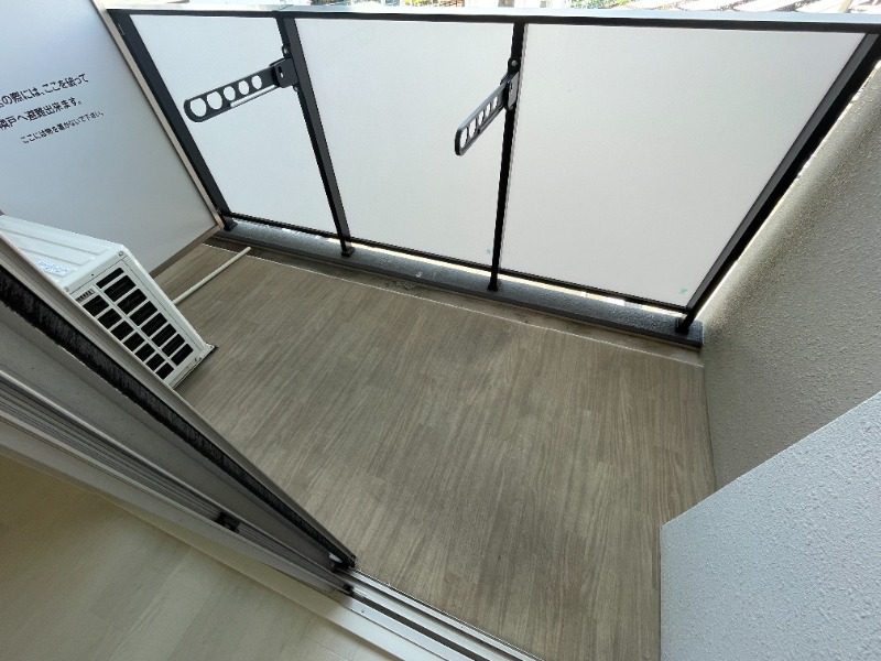 14/23 バルコニー