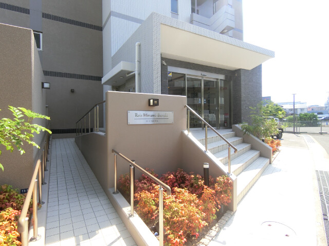 3/6 エントランス