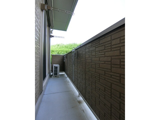 21/30 バルコニー