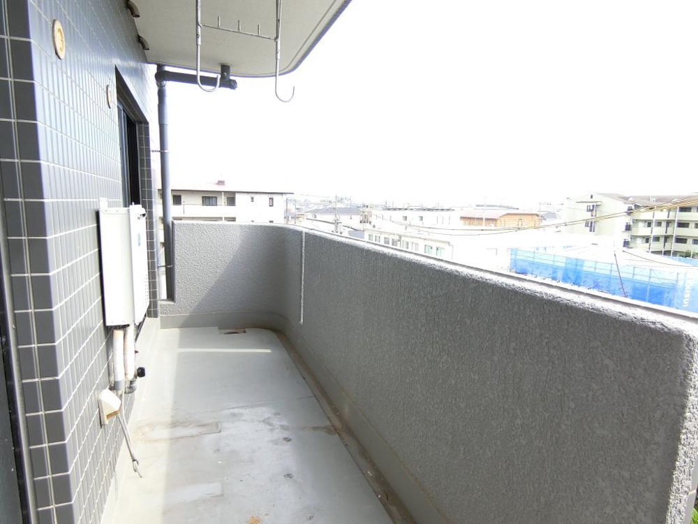 18/30 バルコニー