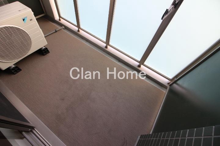 19/30 バルコニー