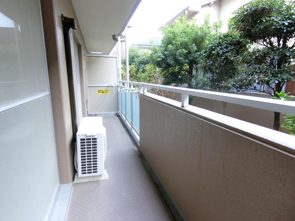 20/30 バルコニー