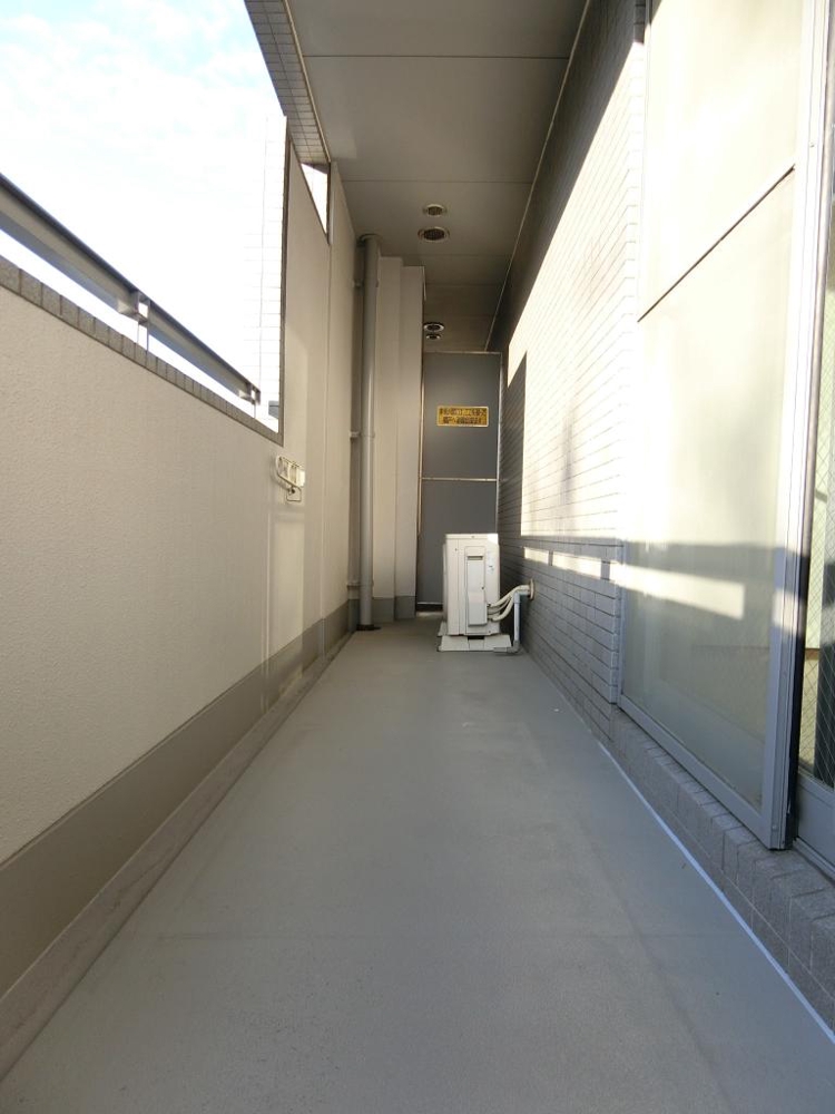 17/30 バルコニー