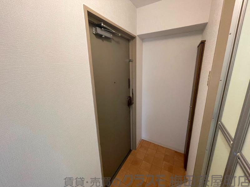 14/30 玄関