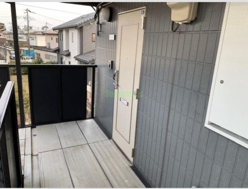 15/21 エントランス