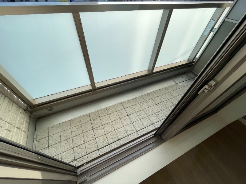 16/28 バルコニー