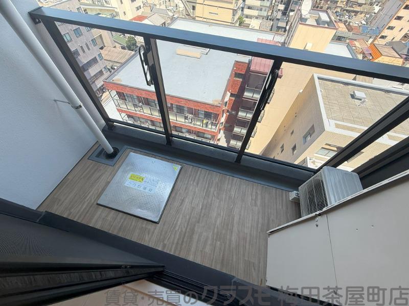 25/30 バルコニー