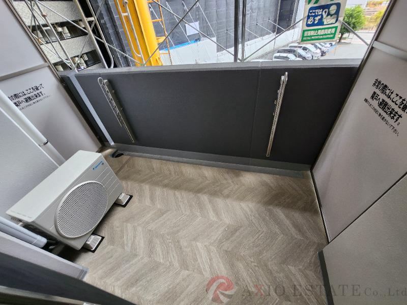 25/30 バルコニー