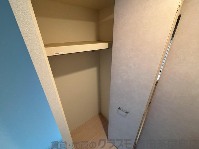 13/30 収納
