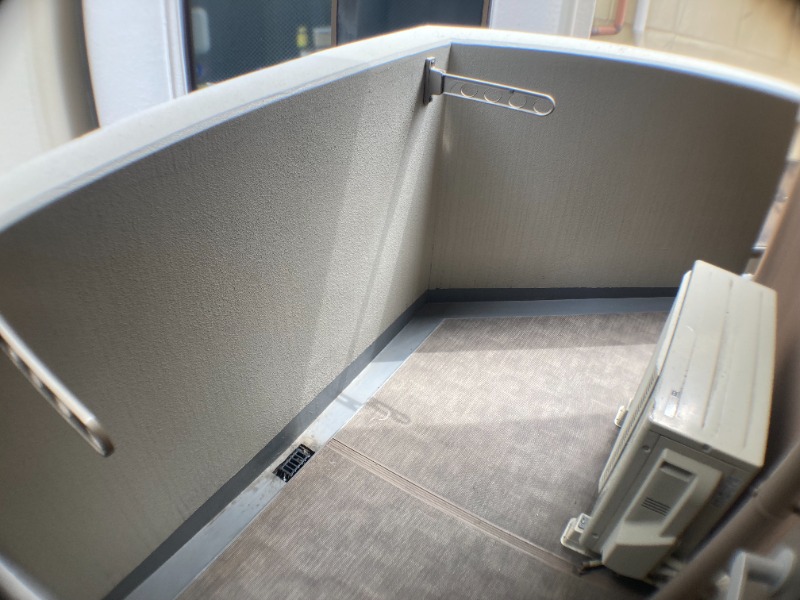 21/30 バルコニー