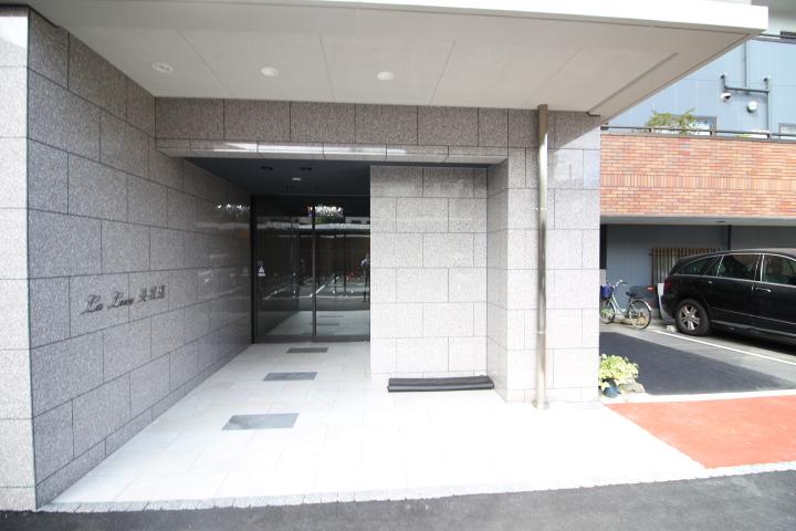 29/30 エントランス