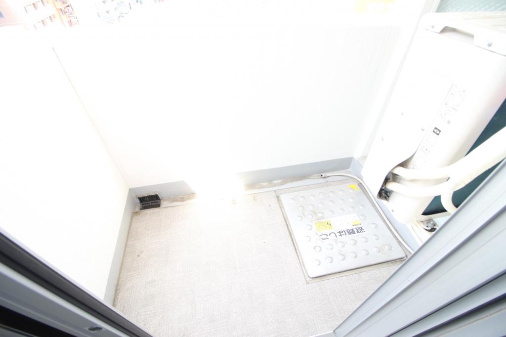 19/30 バルコニー